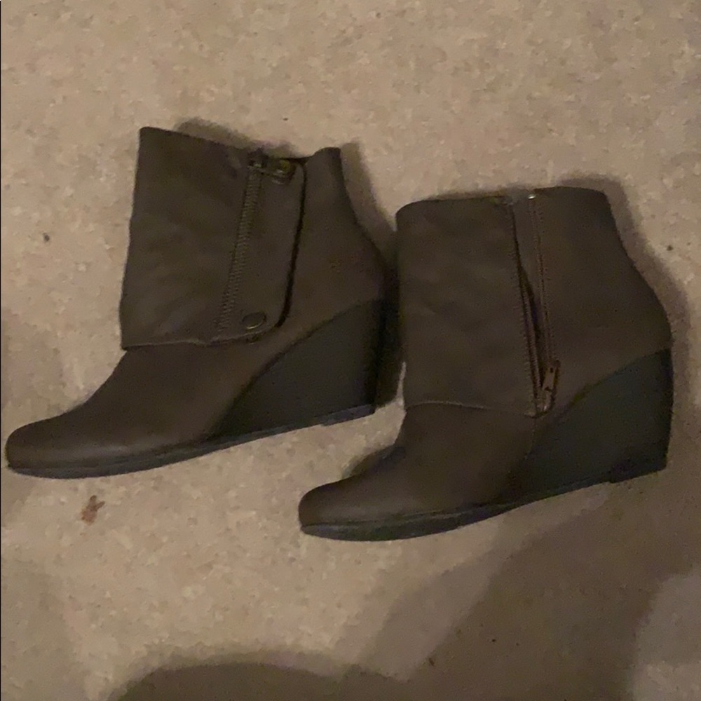 Blowfish booties